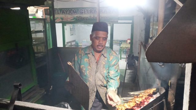Berbagai macam kuliner yang ditawarkan di lajur jalan utama Desa Bendorejo Kecamatan Pogalan Kabupaten Trenggalek ini, hampir semuanya menggugah selera, dan sangat mudah di jangkau oleh kantong.